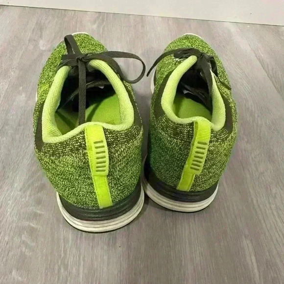 Nike Flyknit Lunar 1+ Running Shoe Featherweight Breathable 554887 size 7.5 - Picture 3 of 7